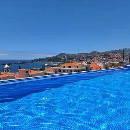 Madeira Barreirinha פונשל