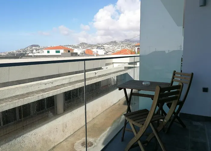 Madeira Barreirinha *