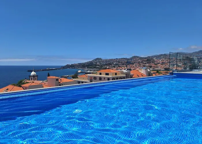 Madeira Barreirinha 푼샬